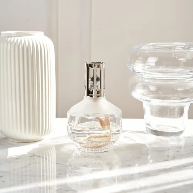 lampa_molecule_MBP_transp_dotextu