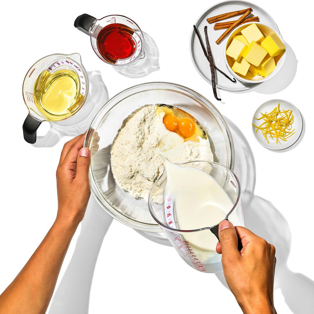 Odměrka s vnitřní šikmou ryskou Good Grips, 250 ml