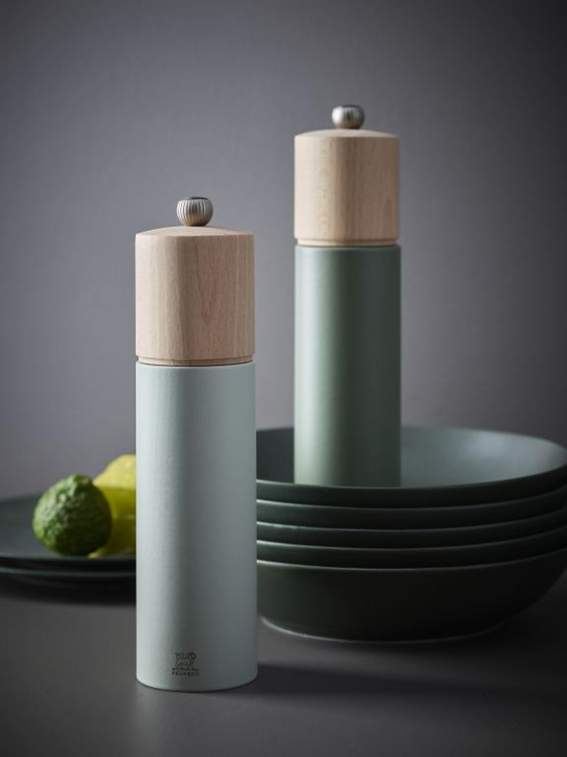 Mlýnek na sůl Boreal, 21 cm, šalvějově zelená