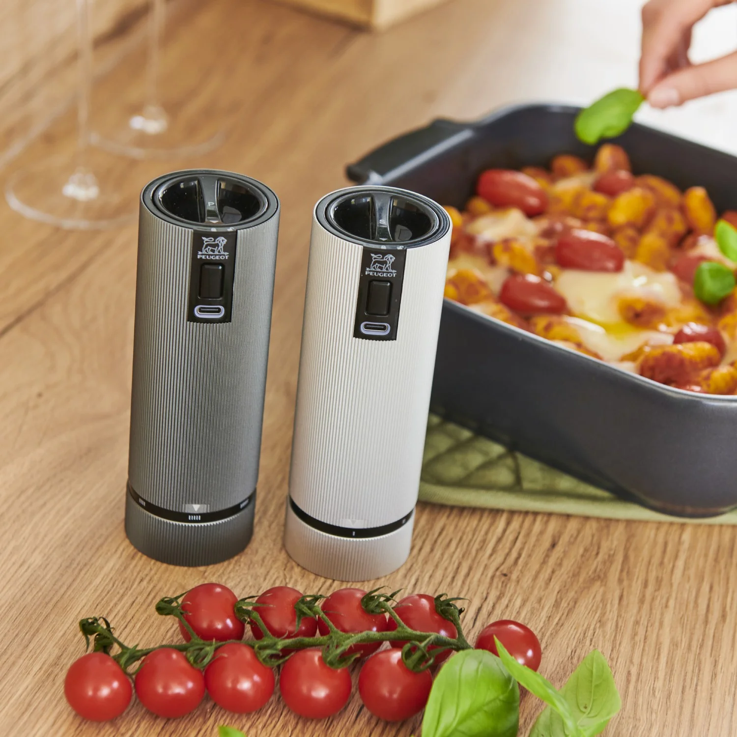 mlynek_line_hlinikovy_cerny