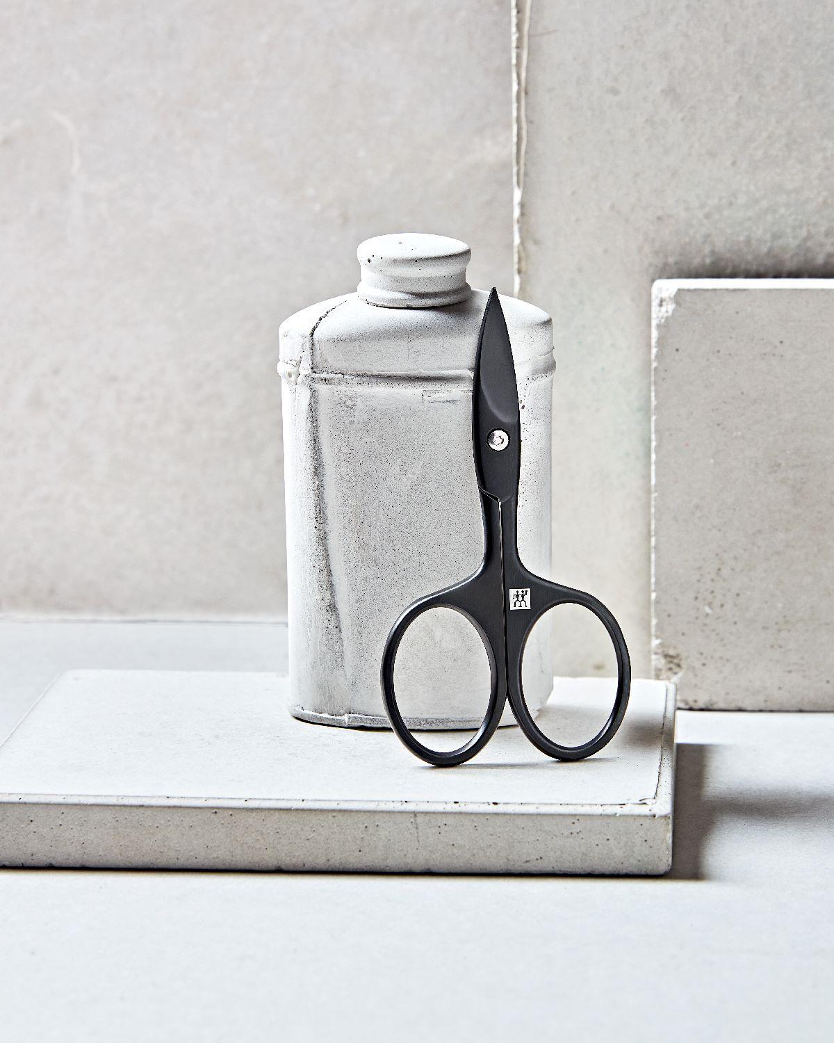 Nůžky na nehty Premium Black, černé