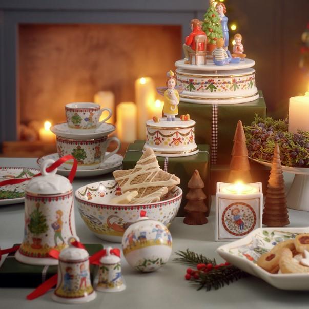 RS Christmas 2024 Porcelánová ozdoba zvonek 12 cm (EOL)