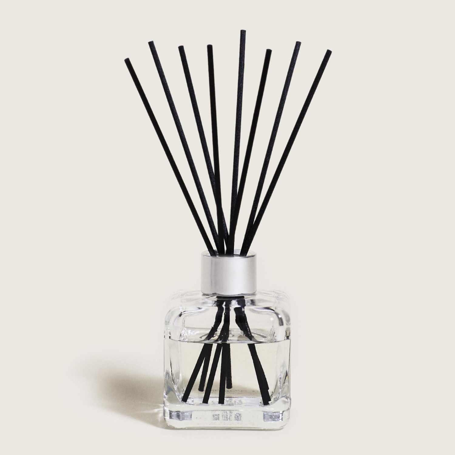 Aroma difuzér Cube + náplň Lady Flower 100 ml