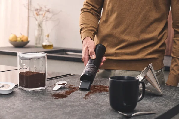 1030462_vysavac_uzka_hubice