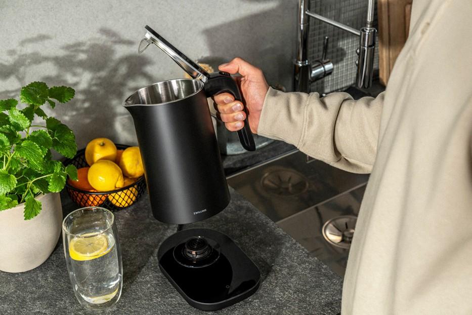 Rychlovarná konvice Enfinigy Pro, 1,0 l, černá