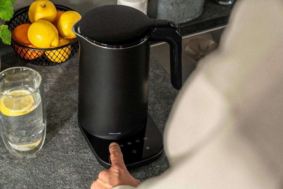 Rychlovarná konvice Enfinigy Pro, 1,0 l, černá