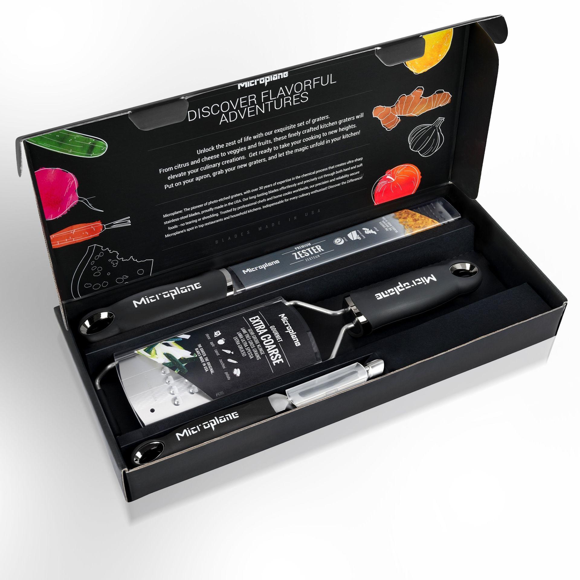 Microplane Gourmet set struhadel 2ks se škrabkou (46020+45008+48091), černá rukojeť