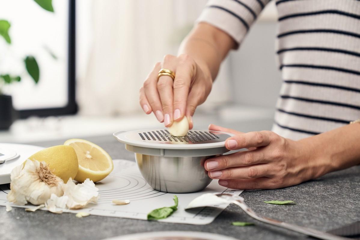 Vakuovací nerezová miska + víčko Fresh & Save, Ø 12 cm / 0,35 l