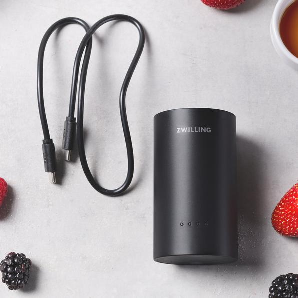 Nabíječka / powerbanka Enfinigy XTEND, černá