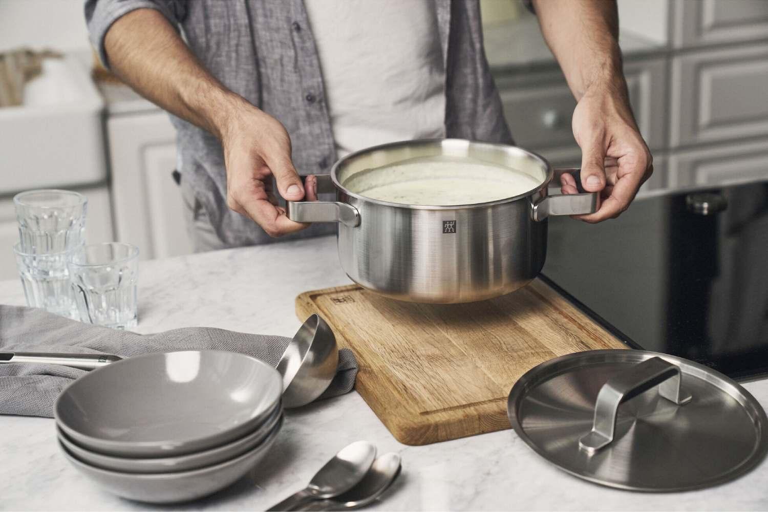 Sada třívrstvého nerezového nádobí Pure, 5 ks, nerezová