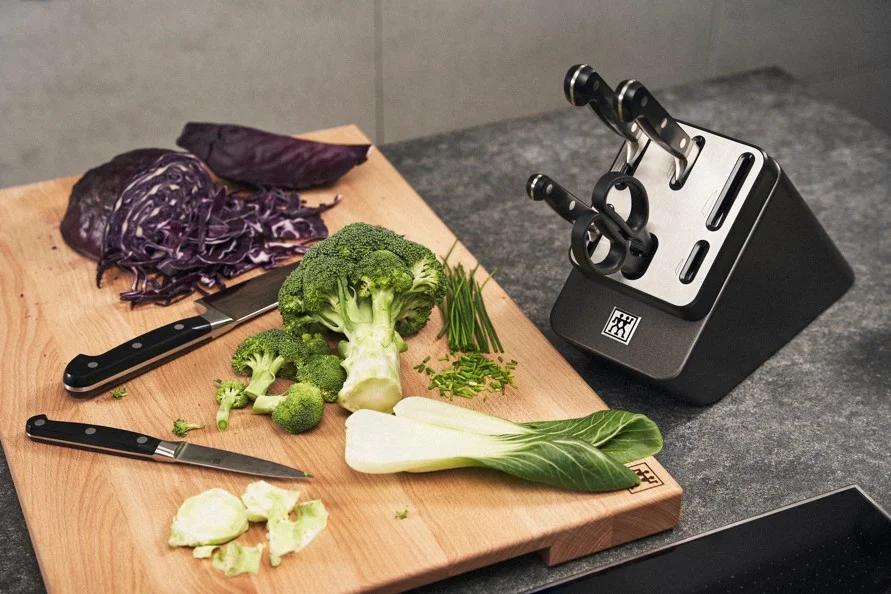 1027275_professional_S_dotextu