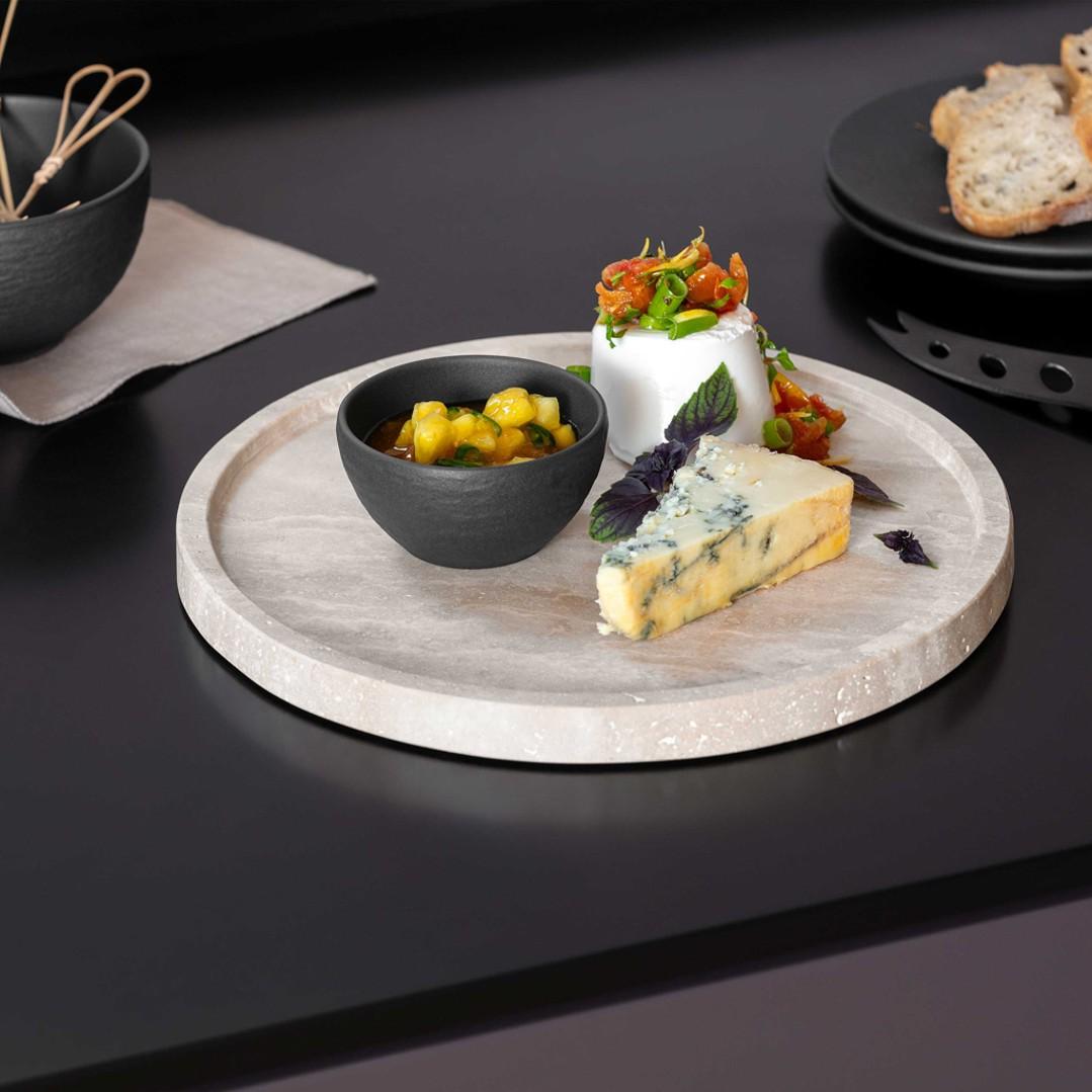 Servírovací podnos z přírodního kamene Manufacture Travertine, Ø 24,5 cm