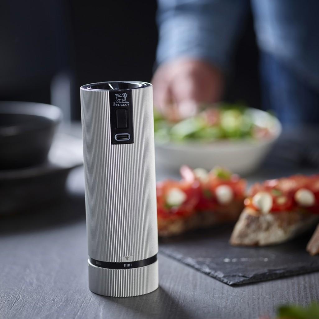 Elektrický dobíjecí mlýnek na sůl Line u´Select Zirlion, 15 cm, hliníkový