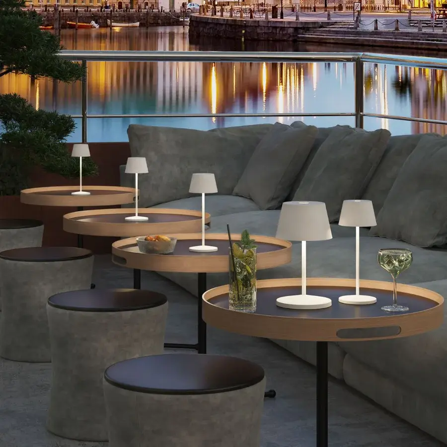 Nabíjecí LED lampička do exteriéru / interiéru Seoul Micro, 20 cm, white