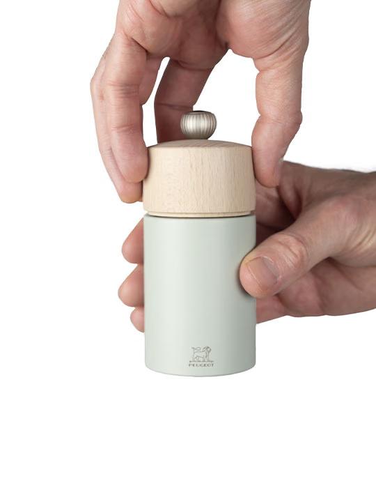 Mlýnek na sůl Boreal Zirlion, 12 cm, šalvějově zelená