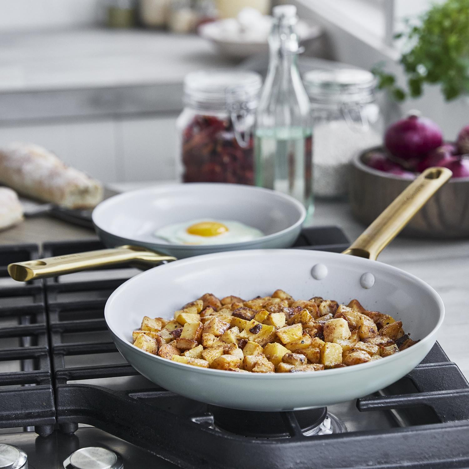 Sada 2 nepřilnavých keramických pánví Padova 20 + 26 cm, šedomodrá