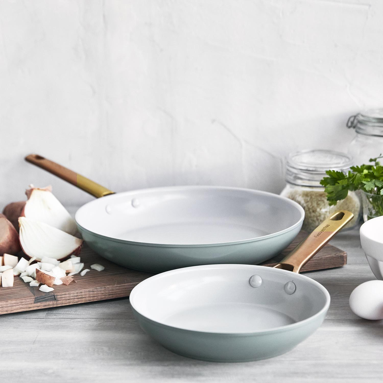 Sada 2 nepřilnavých keramických pánví Padova 20 + 26 cm, šedomodrá