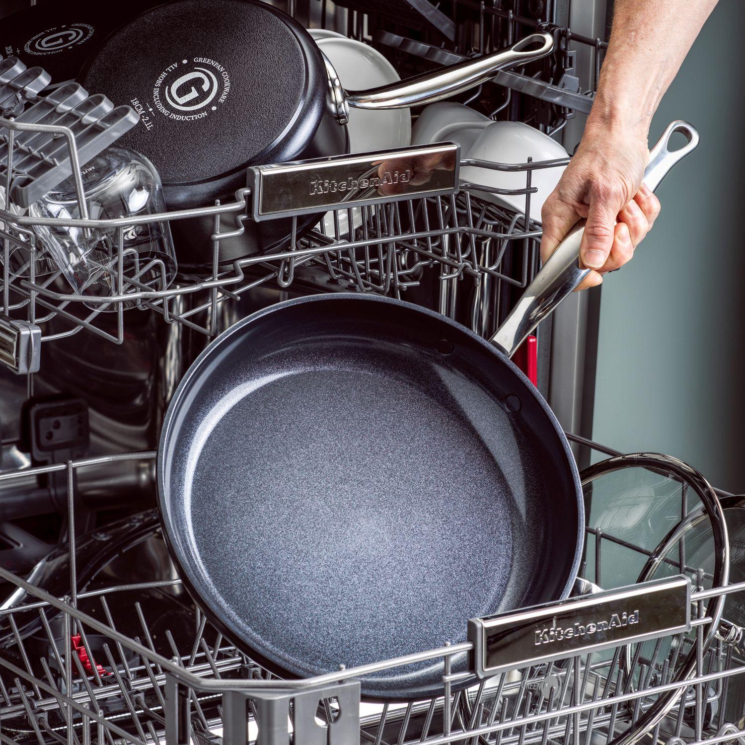 GreenPan BARCELONA PRO pánev na palačinky 24 cm, černá