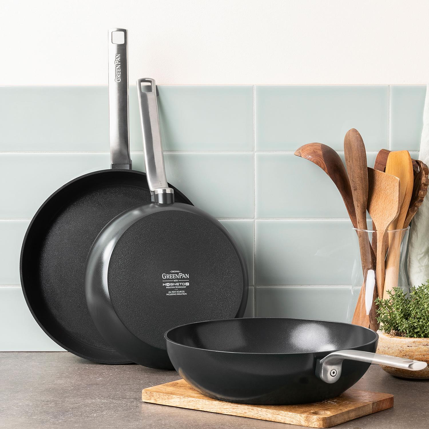 Nepřilnavá keramická pánev Evolution, Ø 20 cm, černá