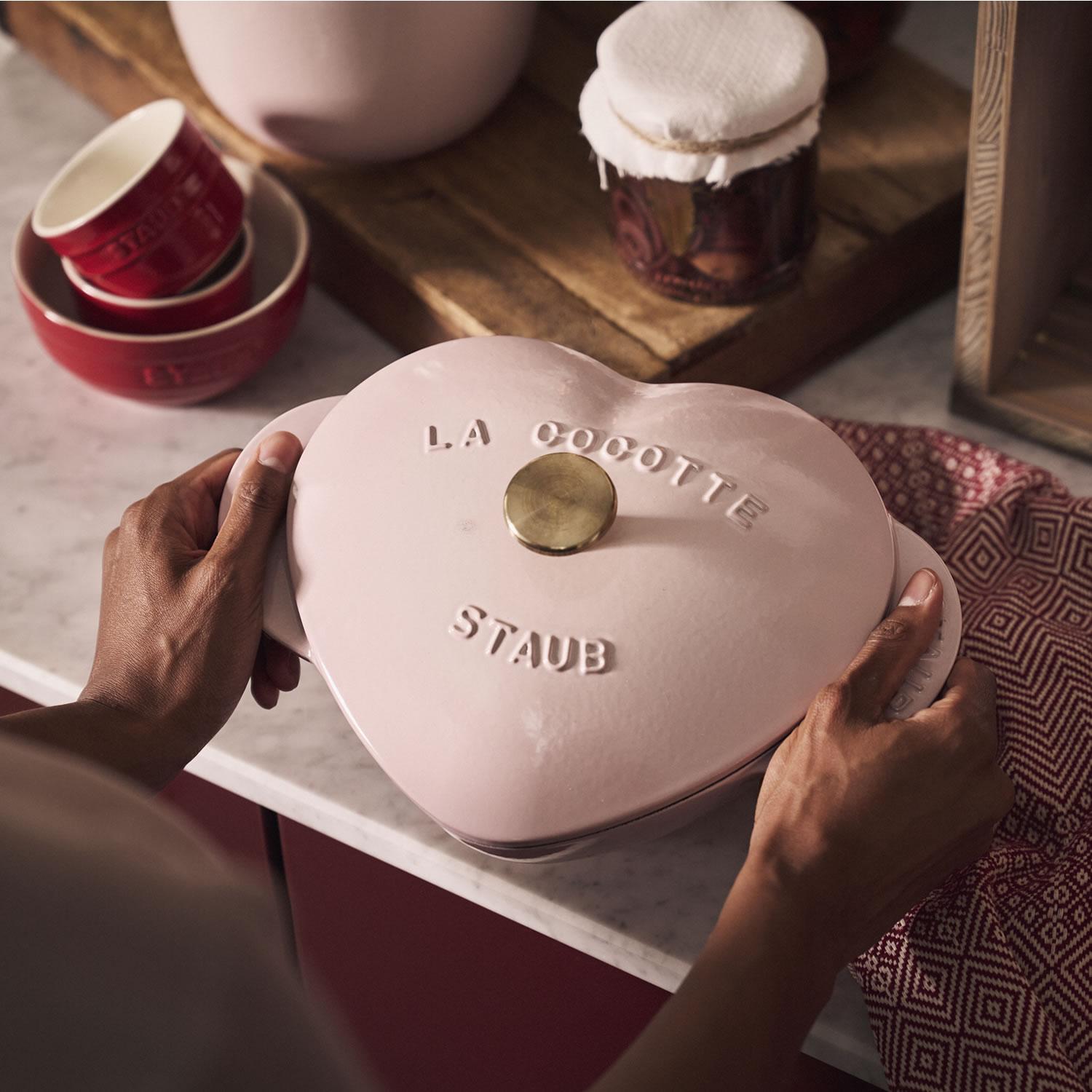 Litinový hrnec ve tvaru srdce, 20 cm / 1,75 l, růžový