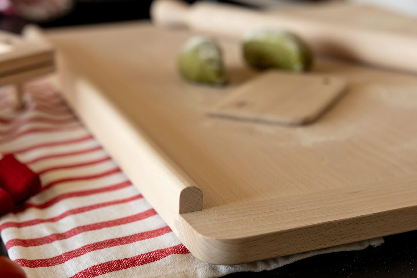 Dřevěný kuchyňský vál, 70 x 50 cm