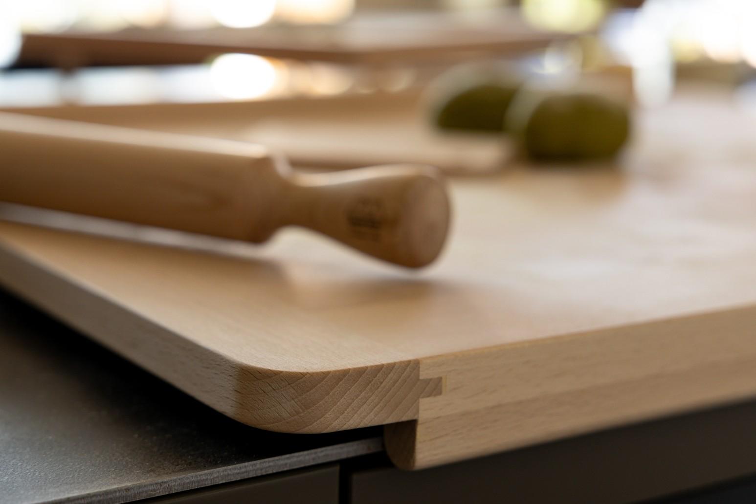 Dřevěný kuchyňský vál, 70 x 50 cm