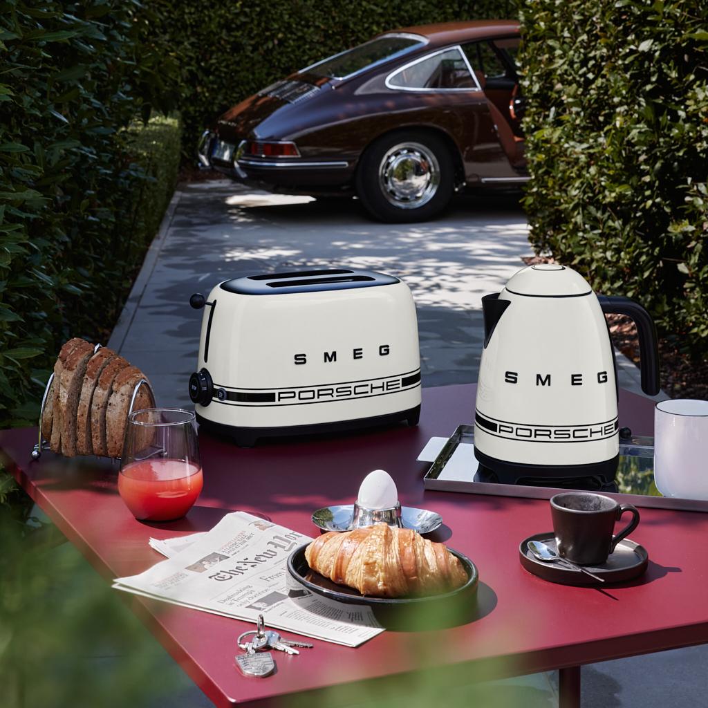 Toustovač Porsche x SMEG, 50's Retro Style, 2x2 950 W, bílá