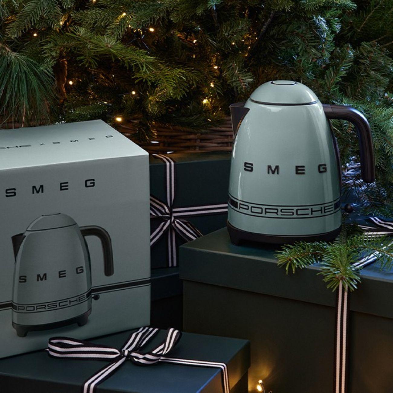 Rychlovarná konvice Porsche x SMEG, 50's Retro Style, 1,7l, šedozelená