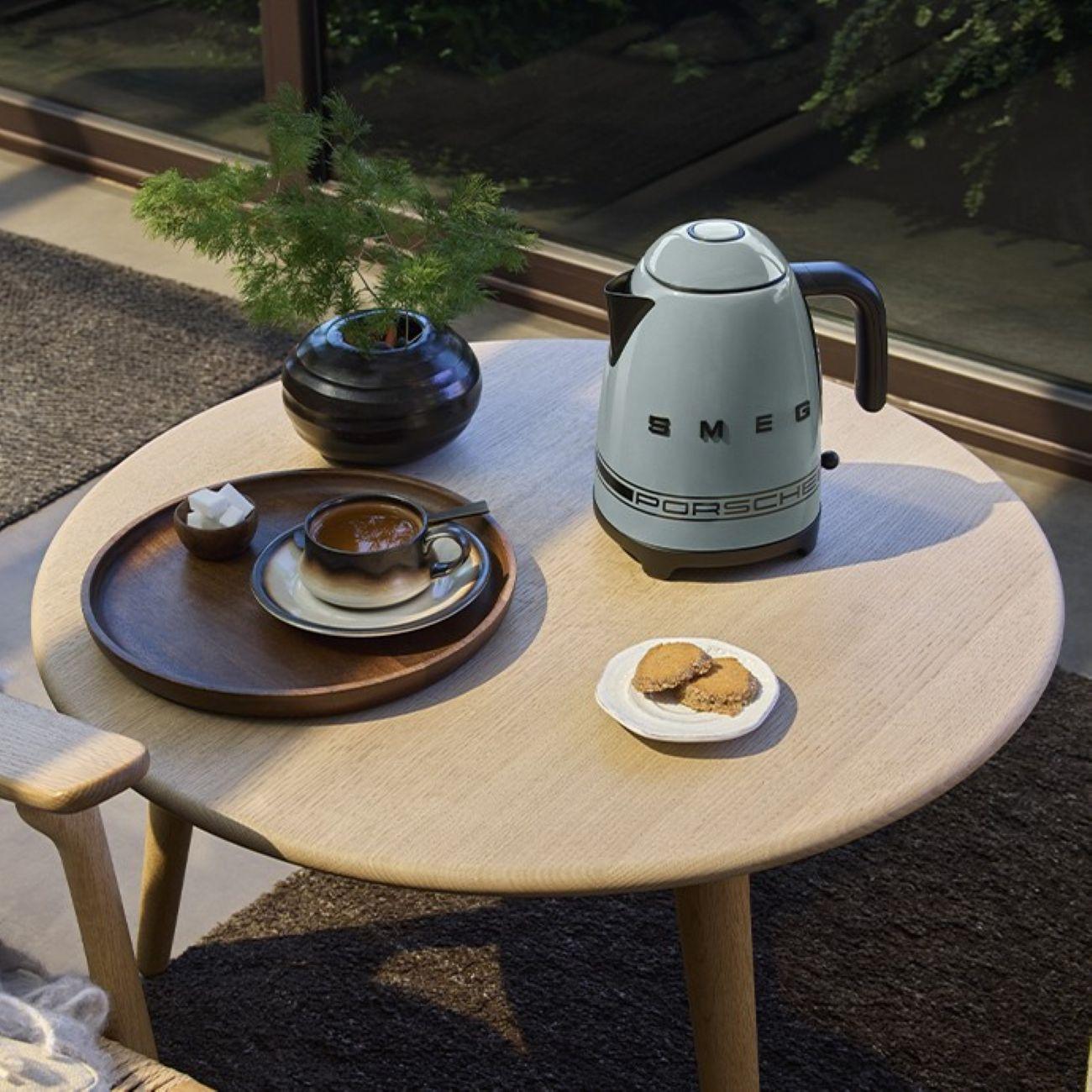 Rychlovarná konvice Porsche x SMEG, 50's Retro Style, 1,7l, šedozelená