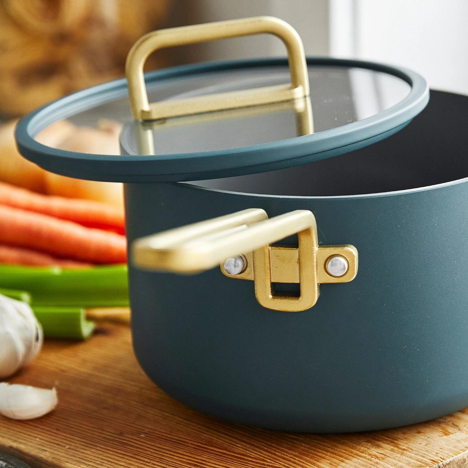 Rendlík s nepřilnavým keramickým povrchem s poklicí, Stanley Tucci, Ø 20 cm / 3,8 l, tmavě zelená