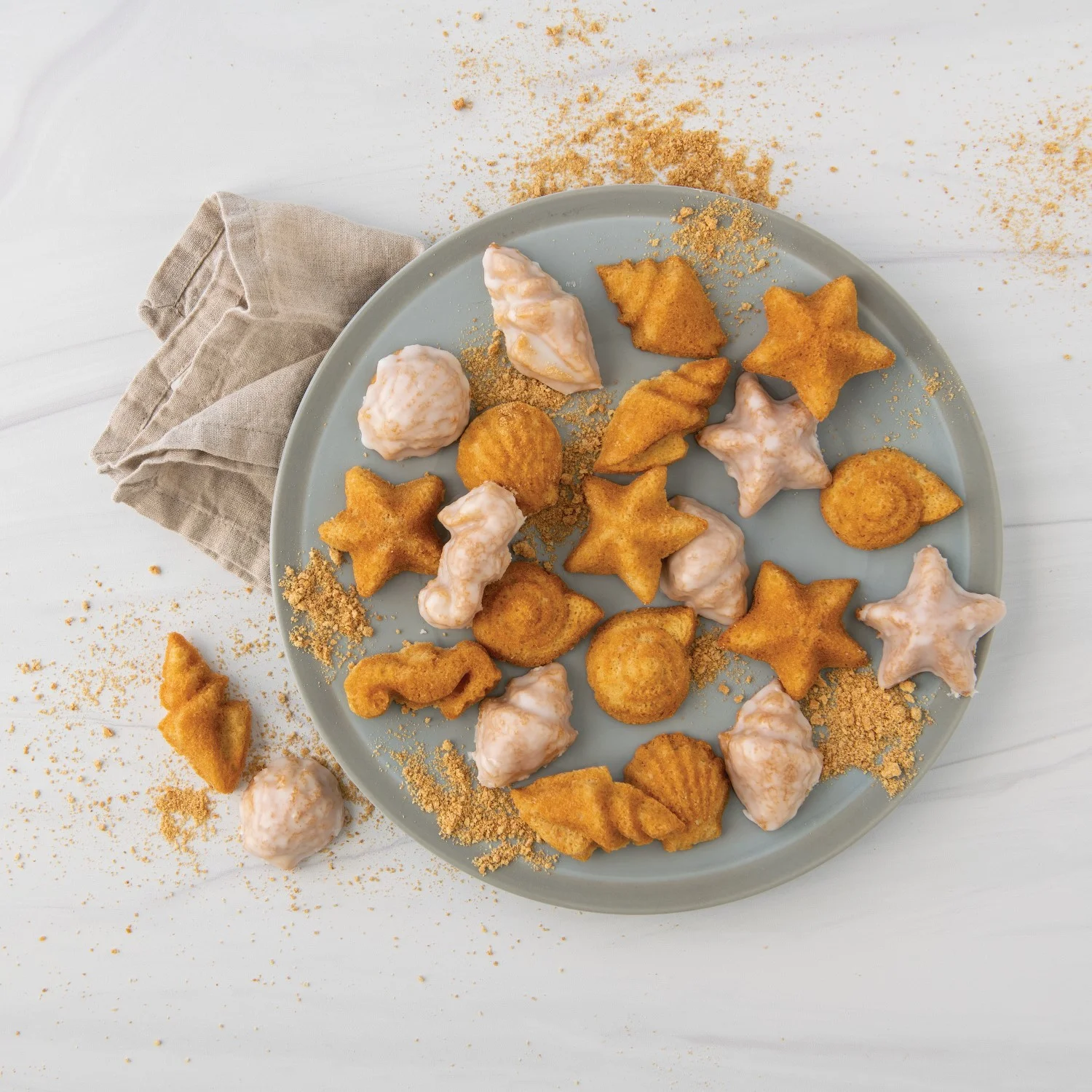 Malé bábovicky z formy Nordic ware Morské motivy