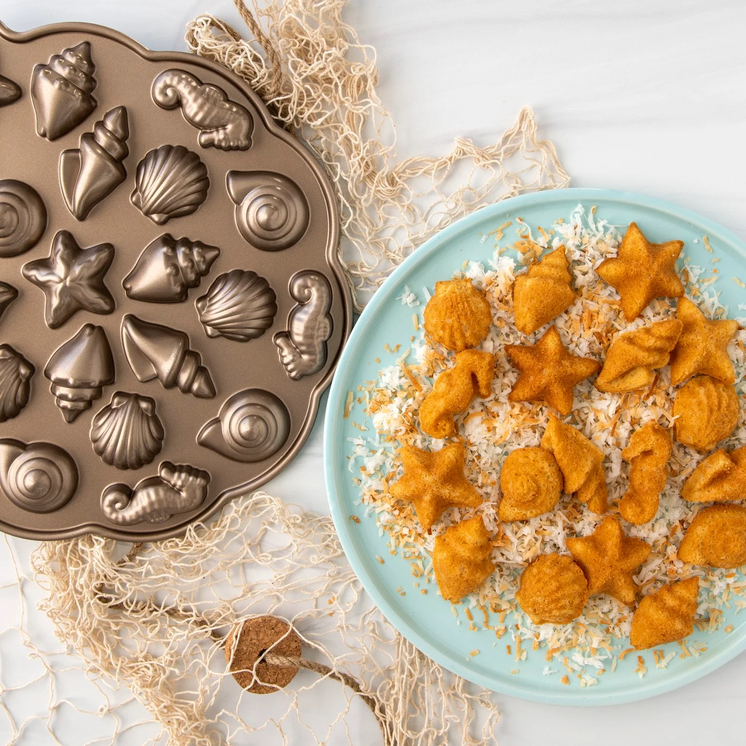 Pecicí kovová forma Nordic Ware Letní morské motivy