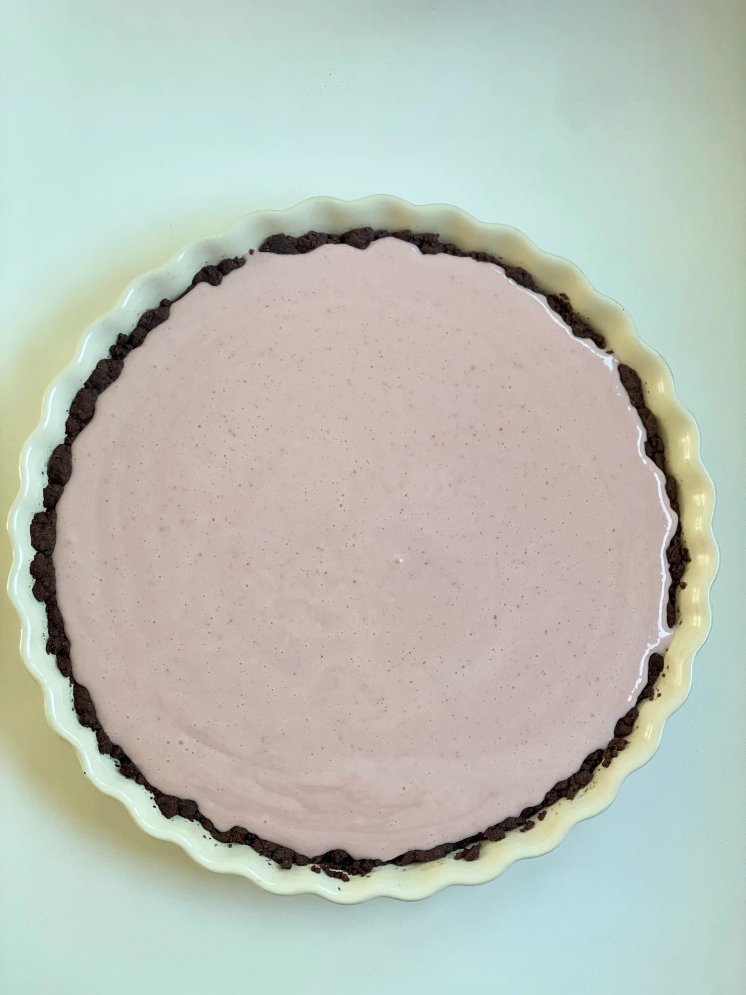 Koláčová forma Emile Henry, slonová kost, průměr 29,5 cm