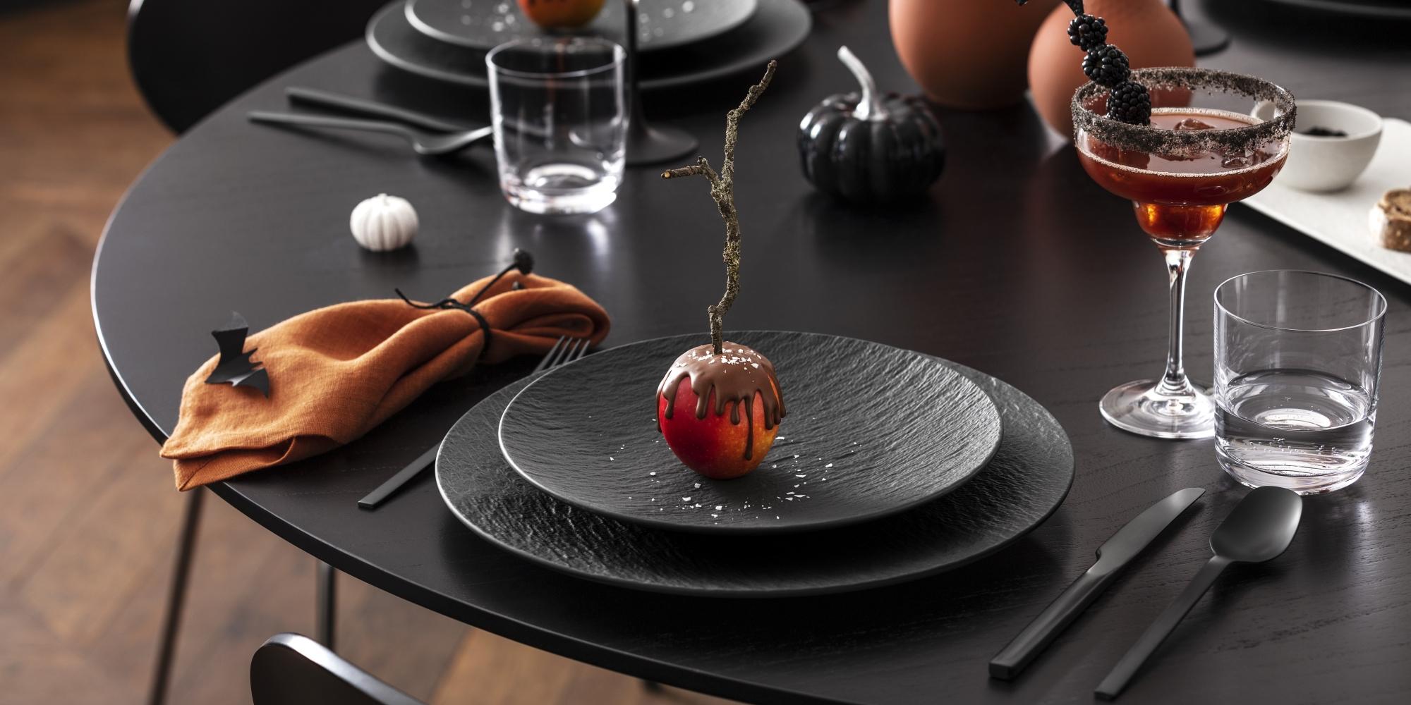 Krvavá Mary a jablka v karamelu. Halloweenské recepty na váš strašidelný večírek