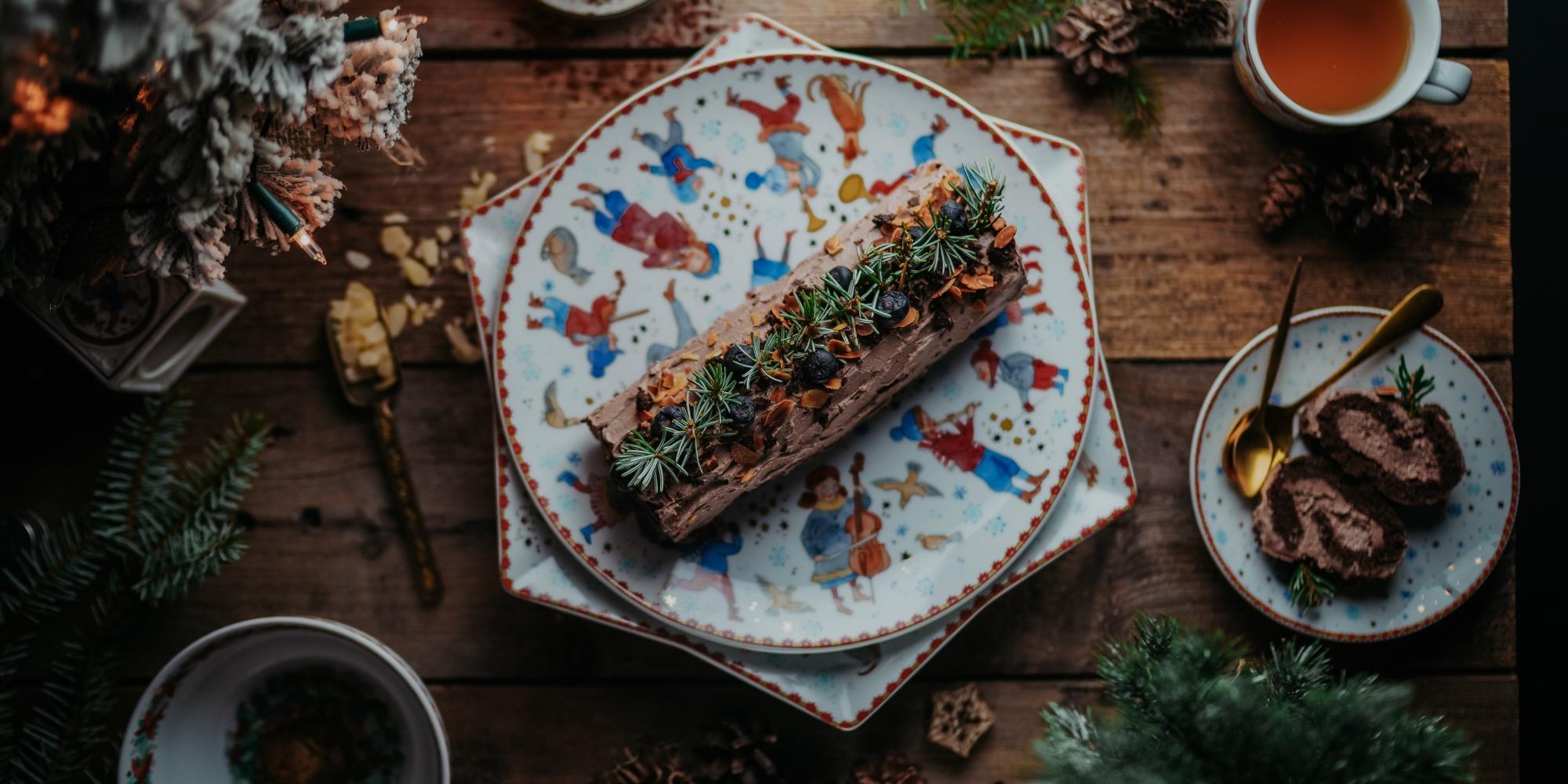 Štědrovečerní moučník po francouzsku. Vánoční roláda s krémem
