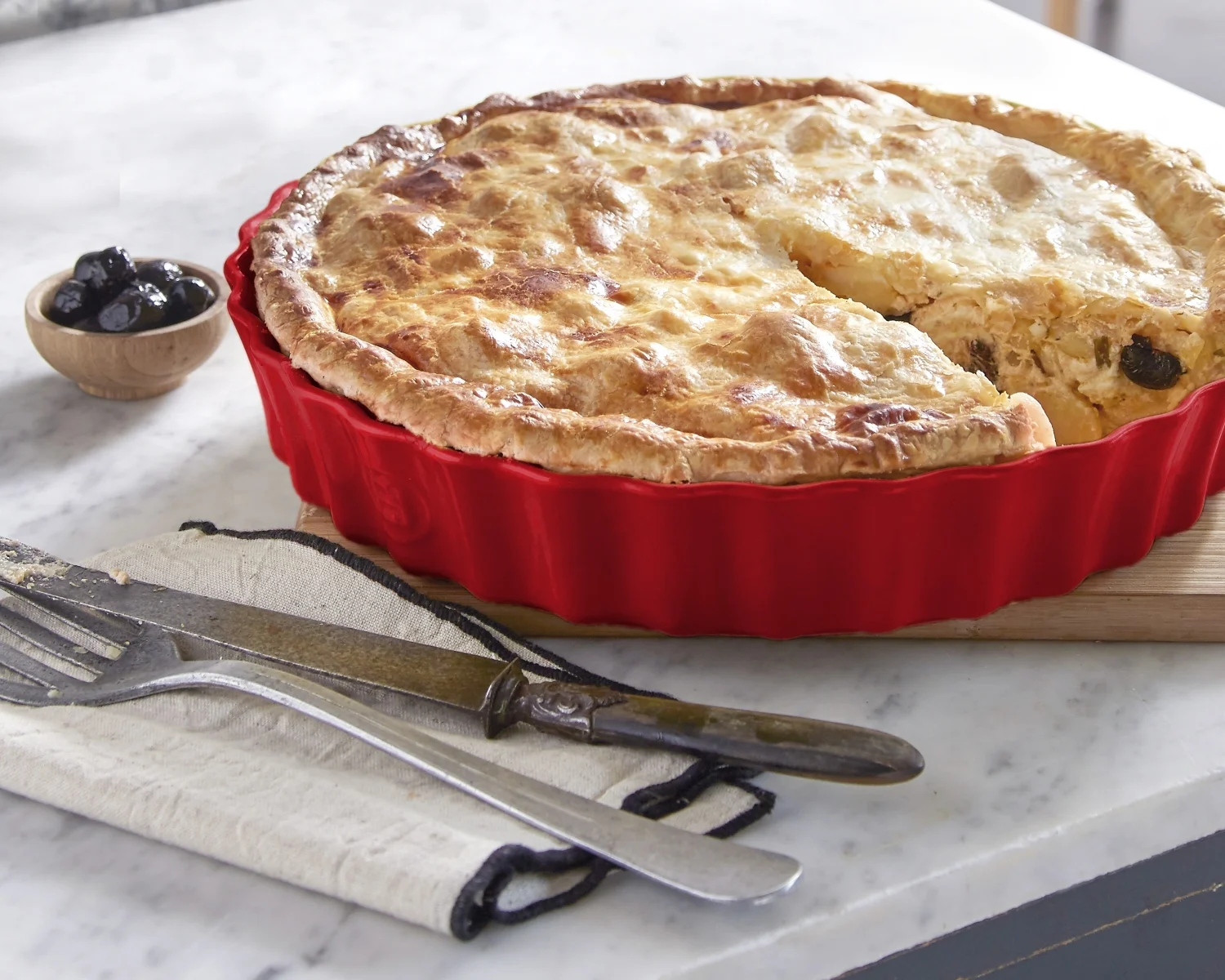 Emile Henry, koláčová forma, granátová