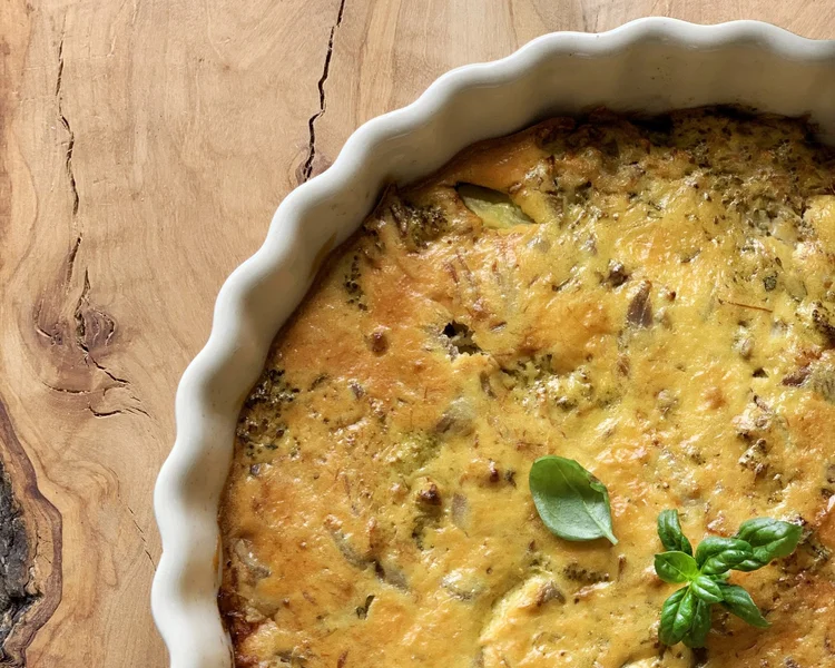 První jarní brunch? Připravte svým hostům zeleninový quiche