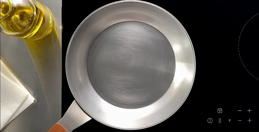 Vypalování pánve z karbonové oceli