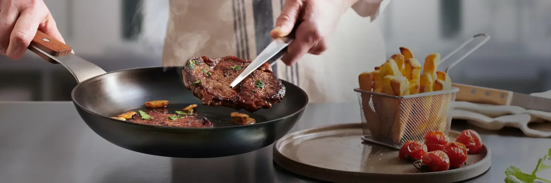 Jak správně vypálit pánev z karbonové oceli?