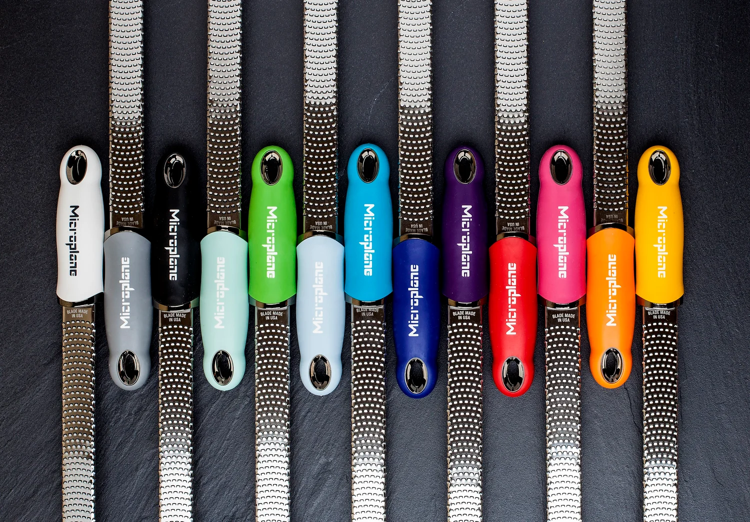 Nerezová struhadla Microplane Premium Classic Zester, různobarevné