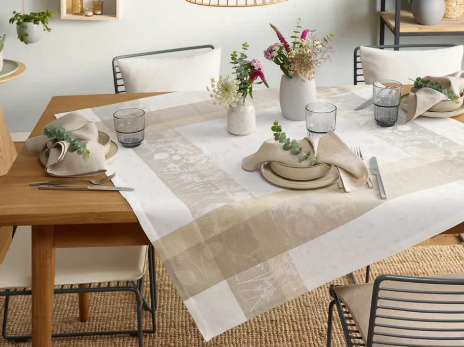 Žakárový ubrus Letitia Sander