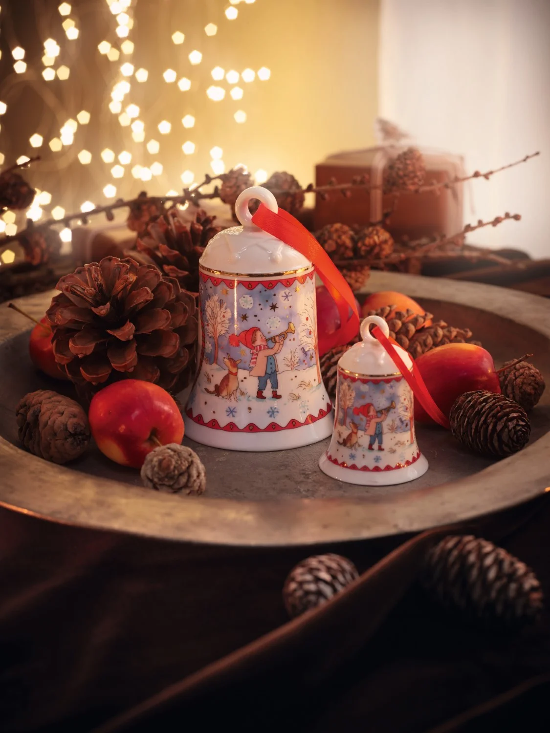HR_Collector's_Items_Renata_Christmas_Eve_03