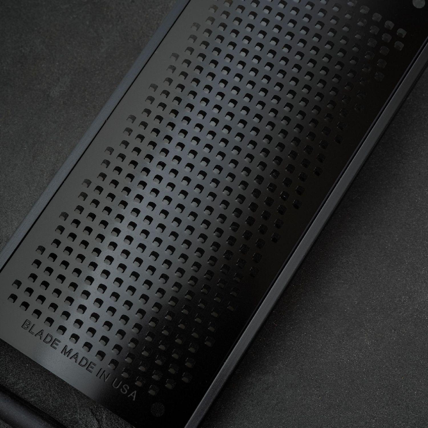 Microplane struhadlo Black Sheep jemné, černá