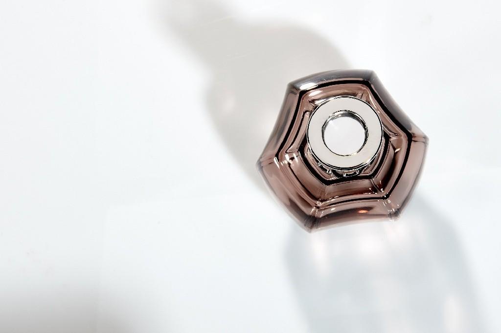 BERGER Hausmann lampa 0,33l palisandr (EOL)