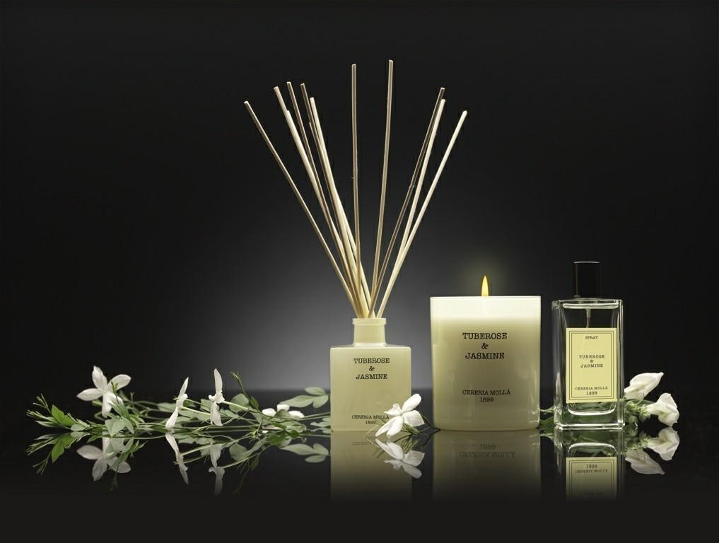 CERERIA MOLLA Boutique svíčka Tuberose & Jasmine 230g krémová (EOL)