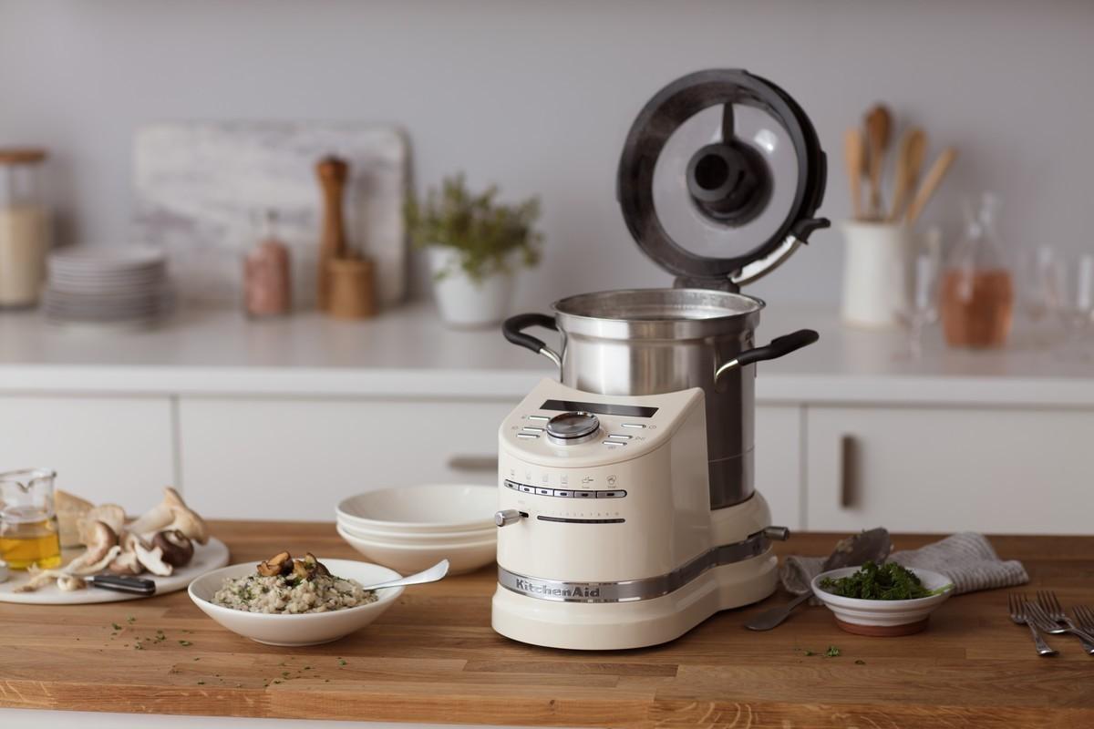 KitchenAid Artisan Varný robot 5KCF0104  (EOL)