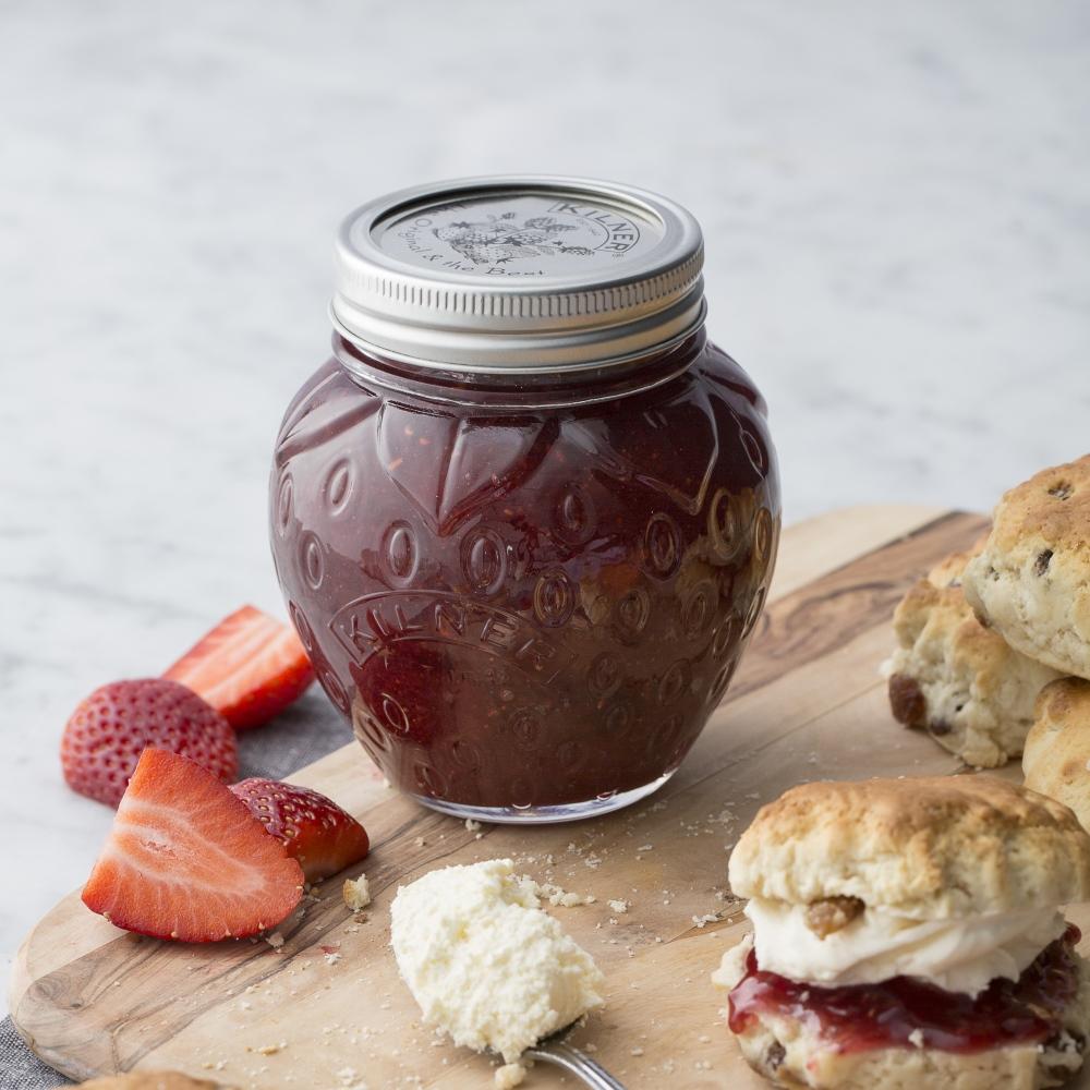 KILNER zavařovací sklenice s víčkem  0,4l  jáhoda