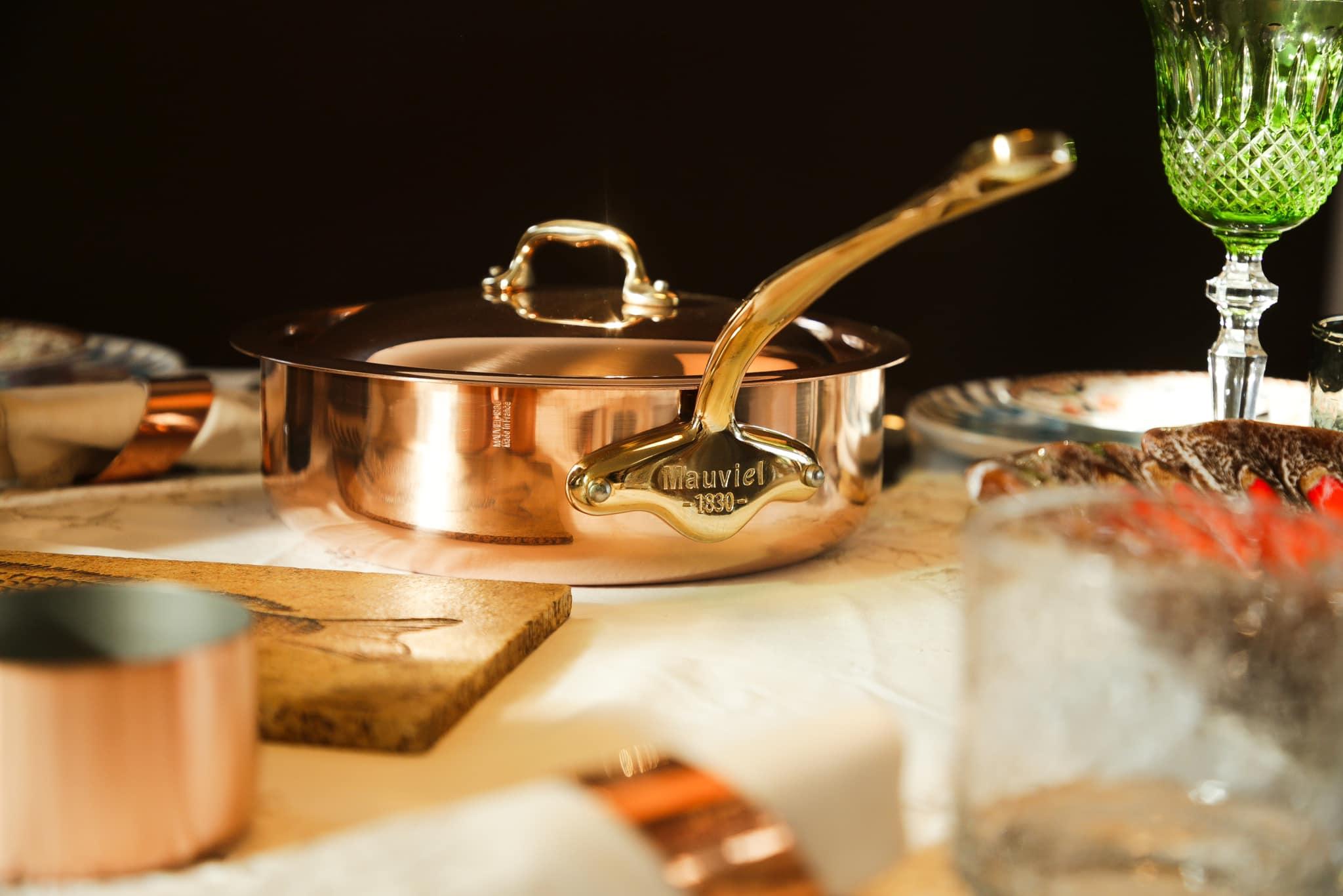 Medená panvica na soté s bronzovou rukoväťou, M'Héritage 150 B, 24 cm / 3,1 l