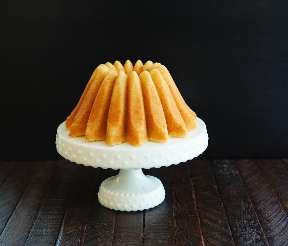 Forma na bábovku Lotus, zlatá 1,2 l