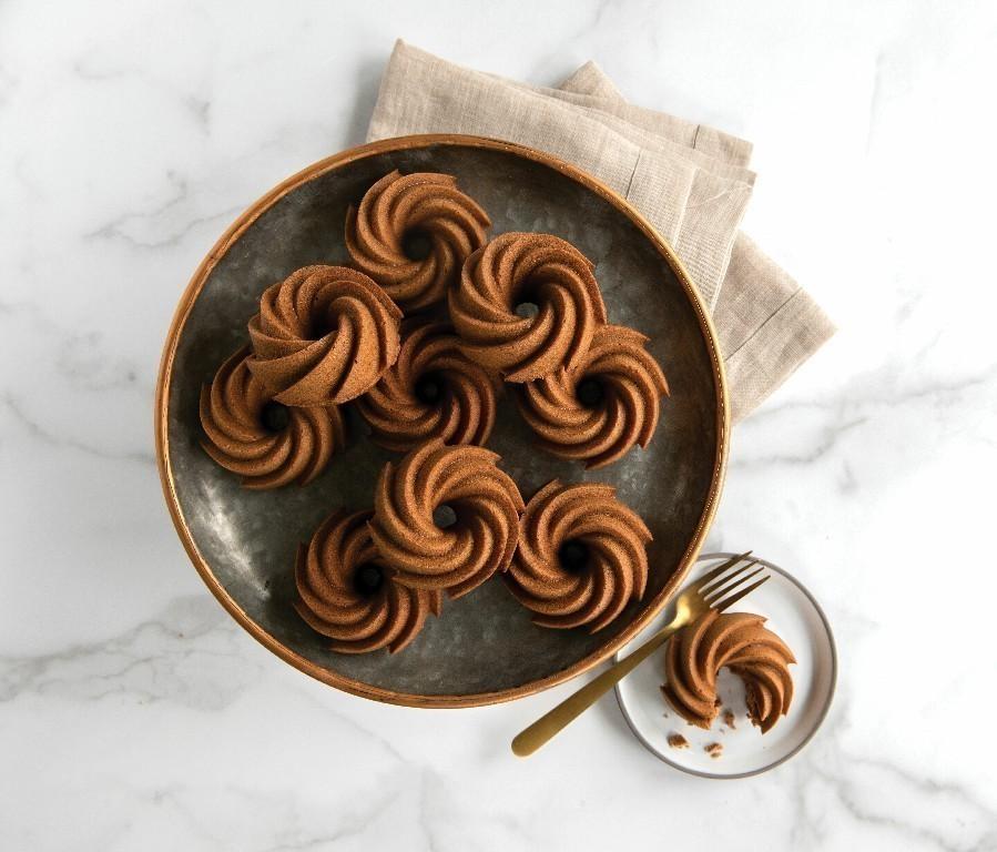 NW Mini bábovky Heritage plát se 6 formičkami 4 cup zlatá